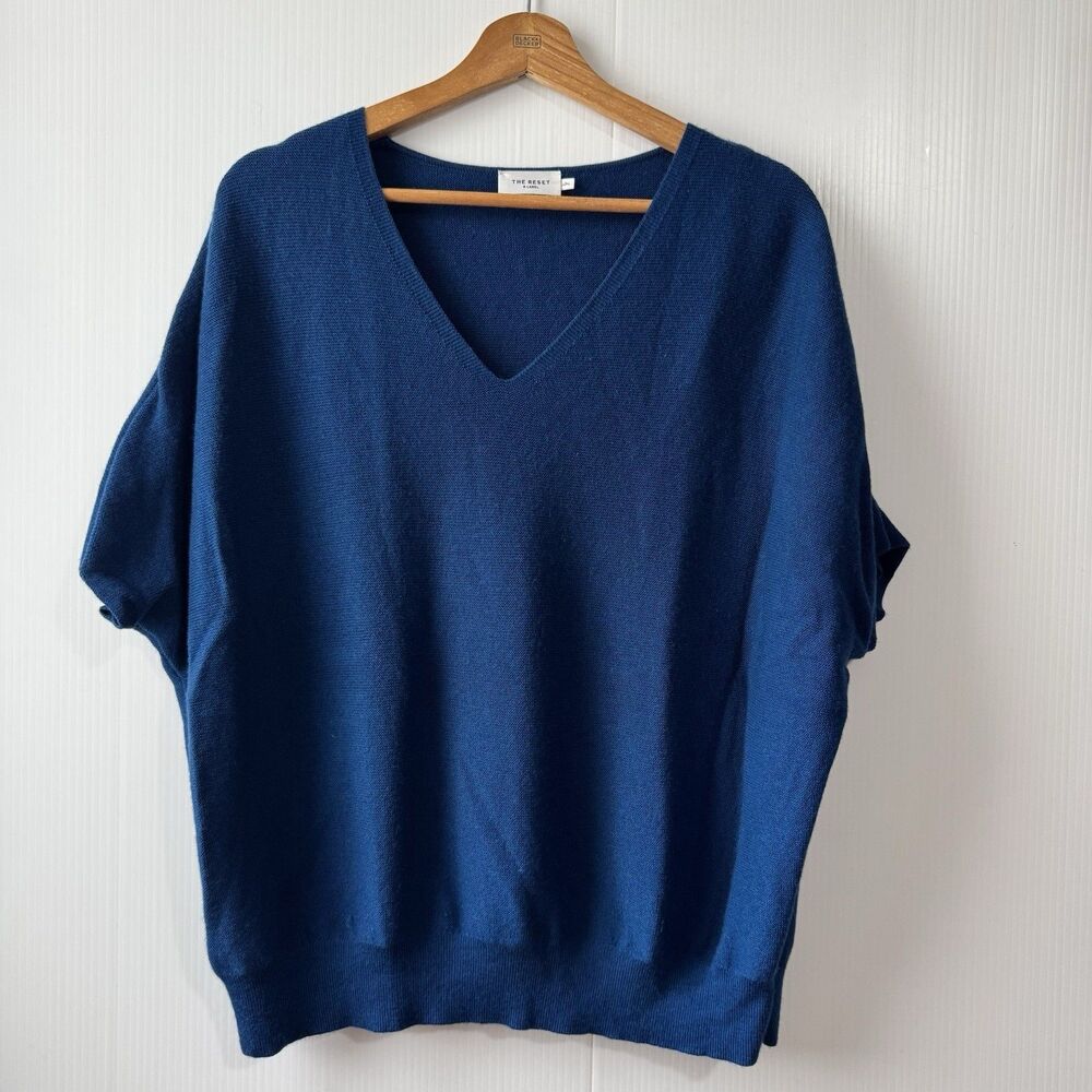 The Reset R Label V Neck Dolman Sleeve Knit Sweater Blue L/XL 100% Wool